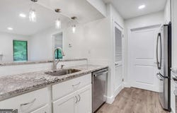206 Tuxworth, Decatur, GA 30033