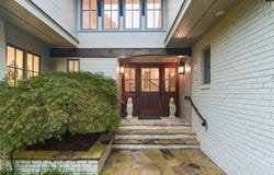 28 Heathwood Circle, Columbia, SC 29205