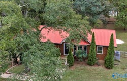 1219 Hood Avenue, Scottsboro, AL 35769