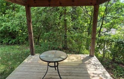7 Mcgovern Blvd, Moon/Crescent Twp, PA 15046