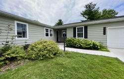 2315 Navajo Court, Janesville, WI 53545