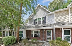 7948 Shadow Oak Drive, North Charleston, SC 29406