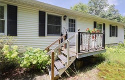 42 Hopkins Avenue, Johnston, RI 02919
