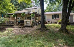 10536 Peck Road, Mantua, OH 44255