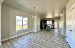 315 E Rapp Road, Talent, OR 97540