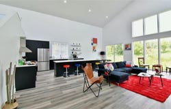 1021 Gardner Street E, Wayzata, MN 55391