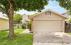 922 Sundance Street, New Braunfels, TX 78130