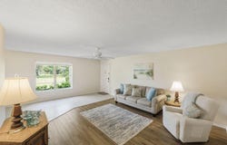 11 Lake Vista Trail, Port Saint Lucie, FL 34952