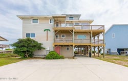 1801 Ocean Drive, Emerald Isle, NC 28594