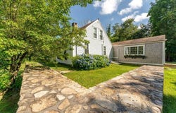 99 Highview Avenue, Hopkinton, RI 02832