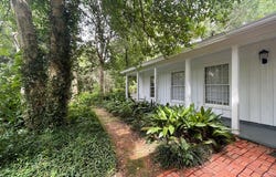 1106 East Redbud, Crockett, TX 75835