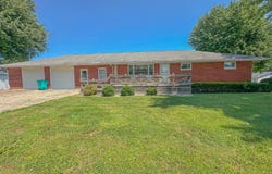 800 N. Orchard St, Pittsfield, IL 62363