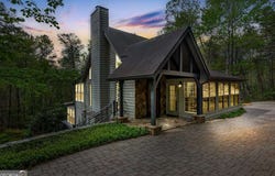 1573 Sautee TRL, Sautee Nacoochee, GA 30571