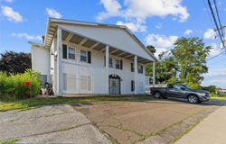 3082 W 12TH Street, Erie, PA 16505