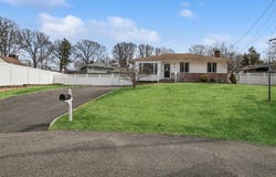 10 Bass Court, Huntington, NY 11743