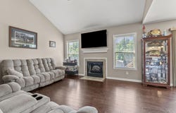 155 Oak Drive, Eminence, KY 40019