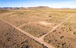 340-23-055 Round Island, Golden Valley, AZ 86413