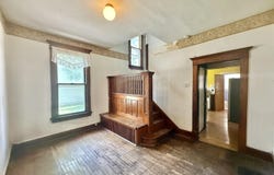 630 E Gum Street, Evansville, IN 47713