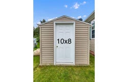 9750 Kenyon Ave, Fenton, MI 48430