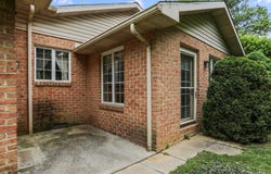 11490 BLUE MOUNTAIN DRIVE, WAYNESBORO, PA 17268