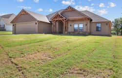 23490 Wolf Valley Road, Wister, OK 74966
