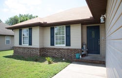 3930 W Kay Pointe Boulevard, Springfield, MO 65802