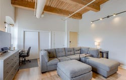 609 Central Street, Kansas City, MO 64105