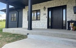 905 Pleasant Drive, Manning, IA 51455