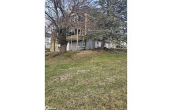 905 N Court Street, Ottumwa, IA 52501