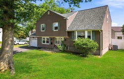 9 Meyer Road, Edison, NJ 08817