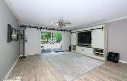 103 Freeman Green Dr, Elizabethtown, KY 42701