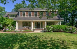 29 Seaside Way, Falmouth, ME 04105