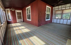 633 4TH Avenue South, Clinton, IA 52732