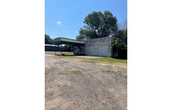 1403 W Columbia Street, Okemah, OK 74859
