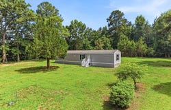 169 Bennett Avenue, Saint Stephen, SC 29479