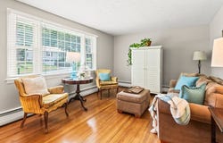 27 Whitla Drive, Worcester, MA 01604