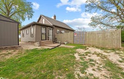 3802 Tipton Road, Muscatine, IA 52761