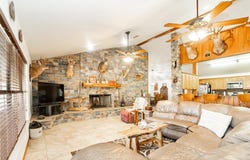 8600 NE 147TH AVENUE ROAD, SILVER SPRINGS, FL 34488