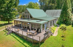 241 Grizzly Bear Lane, Hartwell, GA 30643