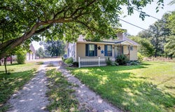 53075 M-51 N, Dowagiac, MI 49047