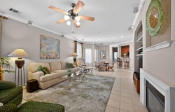 7708 San Felipe Blvd, Austin, TX 78729