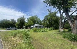 414 E State Hwy 1748, Mayfield, KY 42066