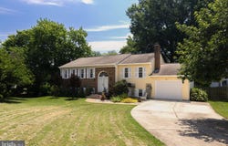 8001 LAKE PLEASANT DR, SPRINGFIELD, VA 22153