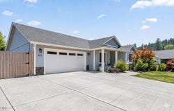 263 Retirement Lane, Cave Junction, OR 97523