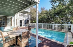 8 Fairway Oaks Lane, Isle of Palms, SC 29451