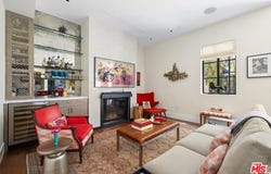 2402 11th St, Santa Monica, CA 90405
