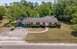713 Harlin Street, Elloree, SC 29047