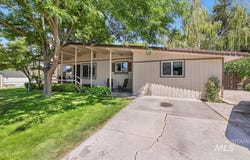 2019 Sunrise Cir, Twin Falls, ID 83301