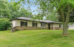 1000 W Toledo Street, Fremont, IN 46737
