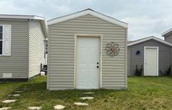 57613 Fuller Ct, Lenox, MI 48048
